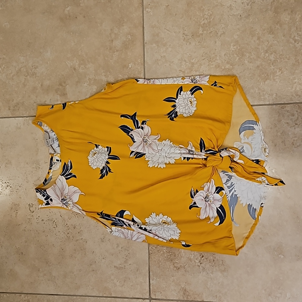 Loft Front Tie Tank